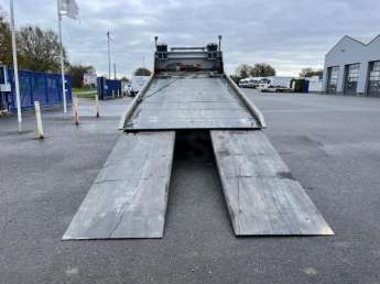 Camion porteur Mercedes ATEGO 10.23 