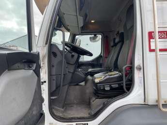 Camion porteur Renault D280.16 