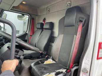 Camion porteur Renault D280.16 