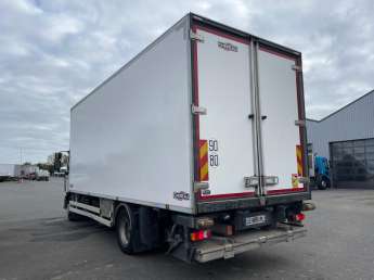 Camion porteur Renault D250 