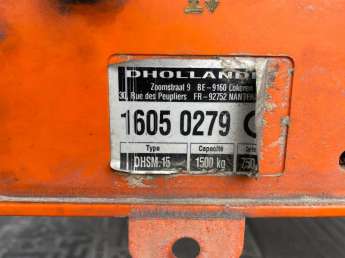 Camion porteur Renault D250 