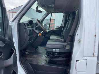 Utilitaire Nissan NV400 