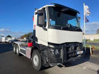 Camion porteur Renault C440 