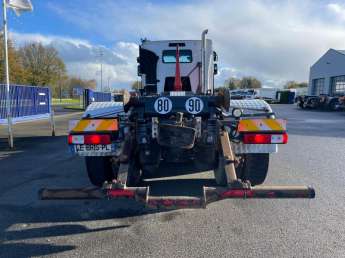 Camion porteur Renault C440 