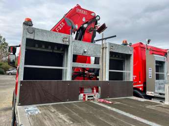 Camion porteur Scania G-410 XT 