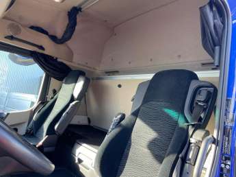 Camion porteur Mercedes ACTROS 25.43 