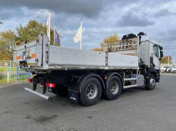 Camion porteur Renault C430.26 