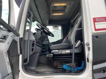 Camion porteur Renault C430.26 