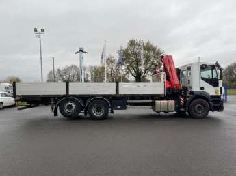 Camion porteur Iveco STRALIS 260S42 
