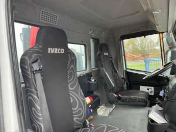 Camion porteur Iveco STRALIS 260S42 