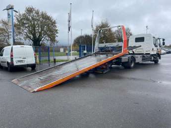 Camion porteur Renault D240 NARROW 