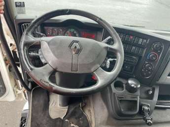 Camion porteur Renault D240 NARROW 