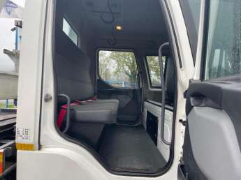 Camion porteur Renault D240 NARROW 