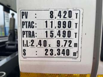 Camion porteur Renault D240 NARROW 