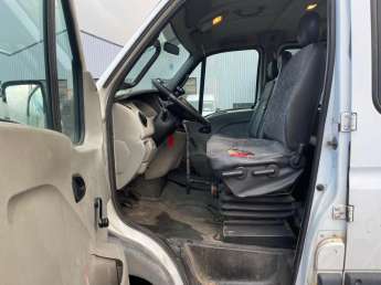 Camion porteur Renault MASCOTT 150 DXi 