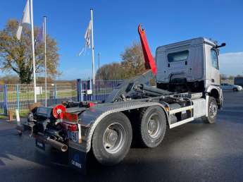 Camion porteur Mercedes AROCS 26.46 