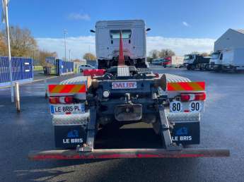 Camion porteur Mercedes AROCS 26.46 