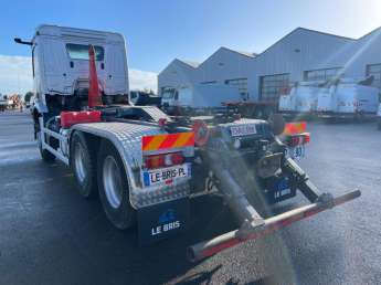 Camion porteur Mercedes AROCS 26.46 