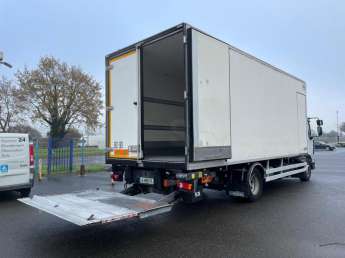 Camion porteur Renault MIDLUM 270 DXi 