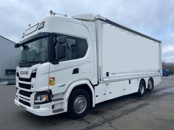 Camion porteur Scania G460 