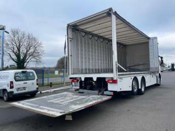 Camion porteur Scania G460 