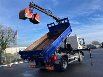 Camion porteur Renault D210.13 NARROW 