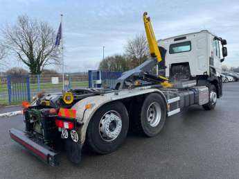 Camion porteur Renault C430 