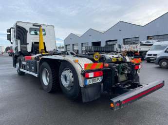 Camion porteur Renault C430 