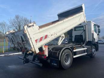 Camion porteur Renault C380 