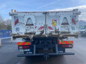 Camion porteur Renault C380 