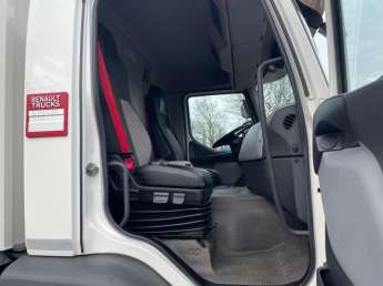 Camion porteur Renault D WIDE 320 