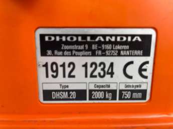 Camion porteur Renault D WIDE 320 