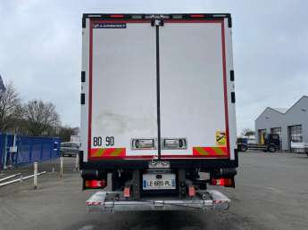 Camion porteur Renault D WIDE 320 