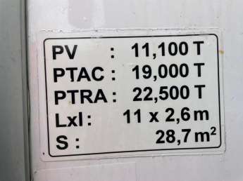 Camion porteur Renault D WIDE 320 