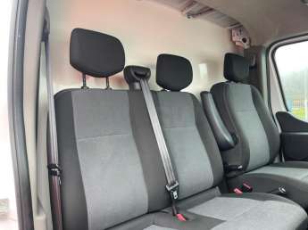 Utilitaire Renault MASTER 145 