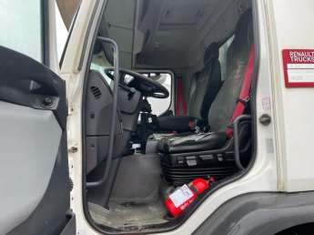 Camion porteur Renault D WIDE 320 