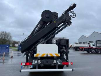 Camion porteur Renault C430 