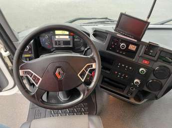 Camion porteur Renault C430 