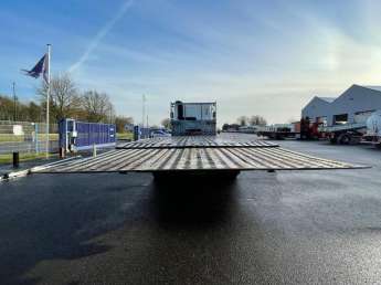 Camion porteur DAF CF460 