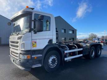Camion porteur Scania P410 