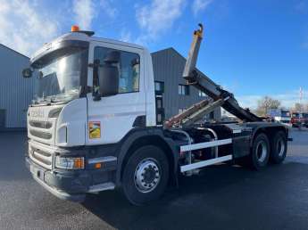 Camion porteur Scania P410 