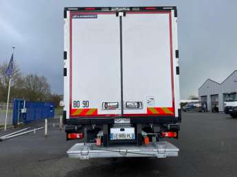 Camion porteur Renault D320 