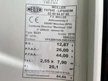 Camion porteur Renault C430 