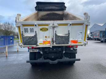 Camion porteur Renault C430 