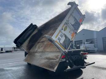 Camion porteur Renault C430 