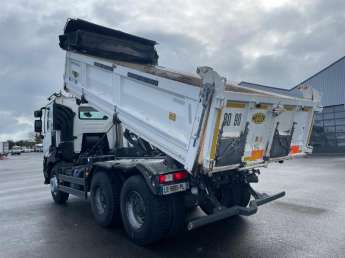 Camion porteur Renault C430 