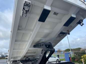 Camion porteur Renault C430 