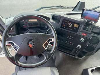 Camion porteur Renault C430 