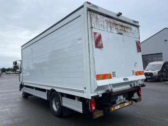 Camion porteur Renault D210 NARROW 