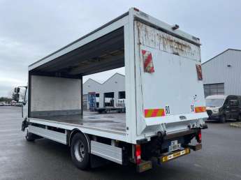 Camion porteur Renault D210 NARROW 